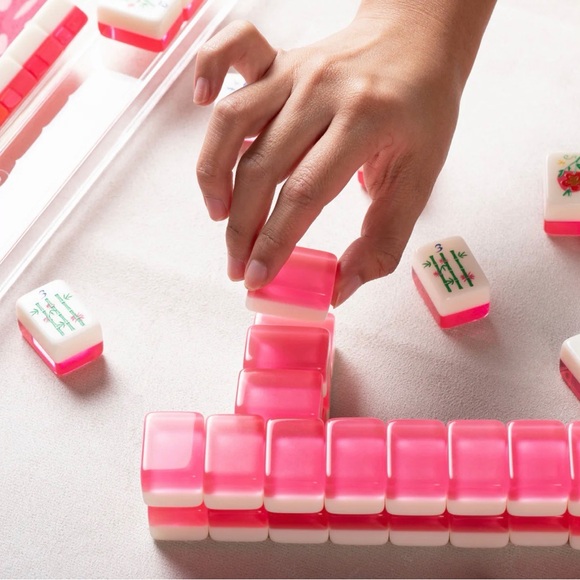 NWT Mahjong Mah Jongg Set Blooming Edition Floral Bag Mat Case Bag Racks Pink - Picture 16 of 16